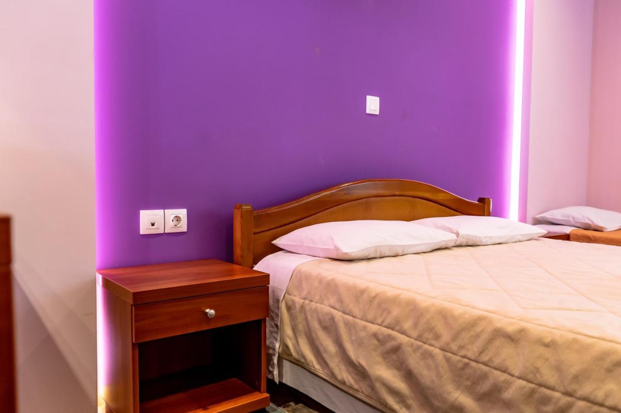 Telis Hotel Aigio Esterno foto