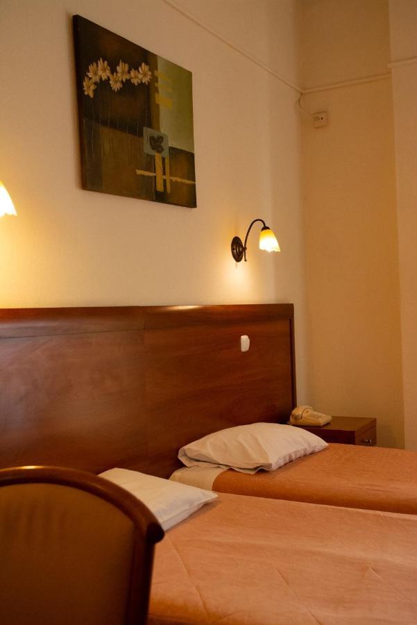 Telis Hotel Aigio Esterno foto